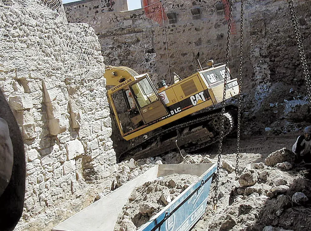 f3c9413b-fd29-425c-9453-cc89e997d0c4_source-aspect-ratio_default_0