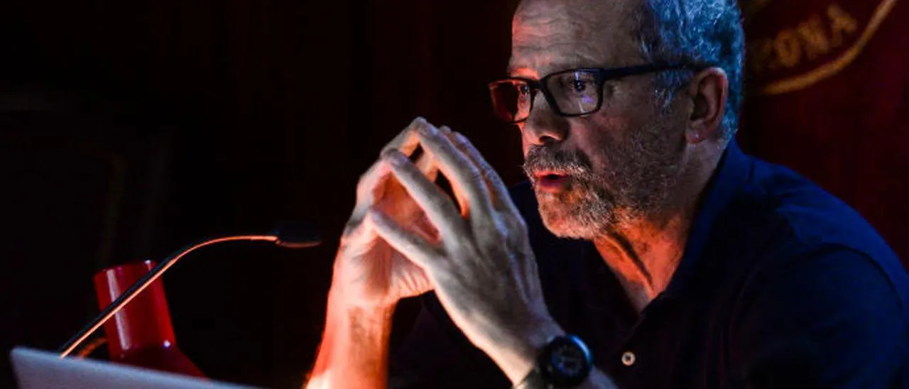 c53b04df-3607-4218-afd6-b010d46054d7_21-9-aspect-ratio_default_0