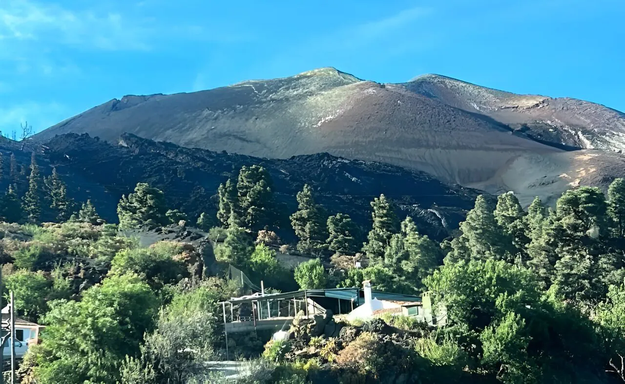 volcán de Cumbre Vieja, en la actualidad (3)